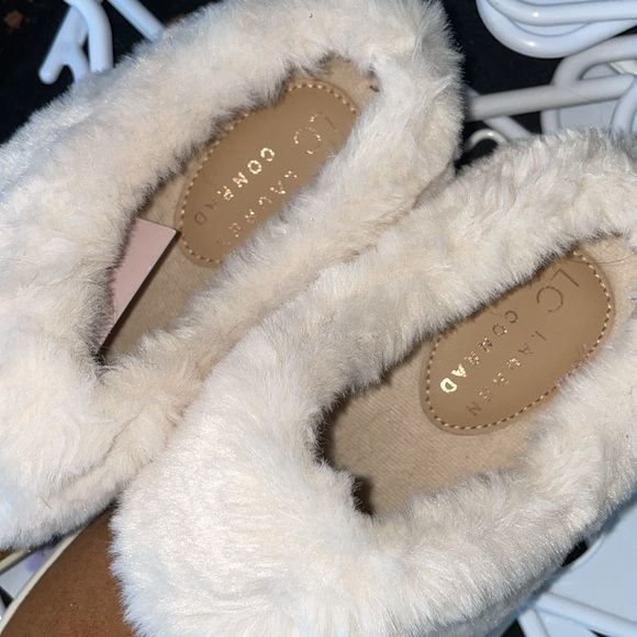 Lauren Conrad house shoes - Picture 2 of 8